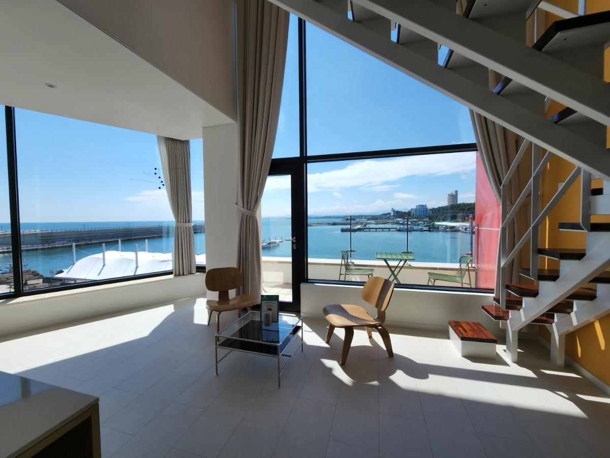 Bau Haus Villa Sokcho Luaran gambar